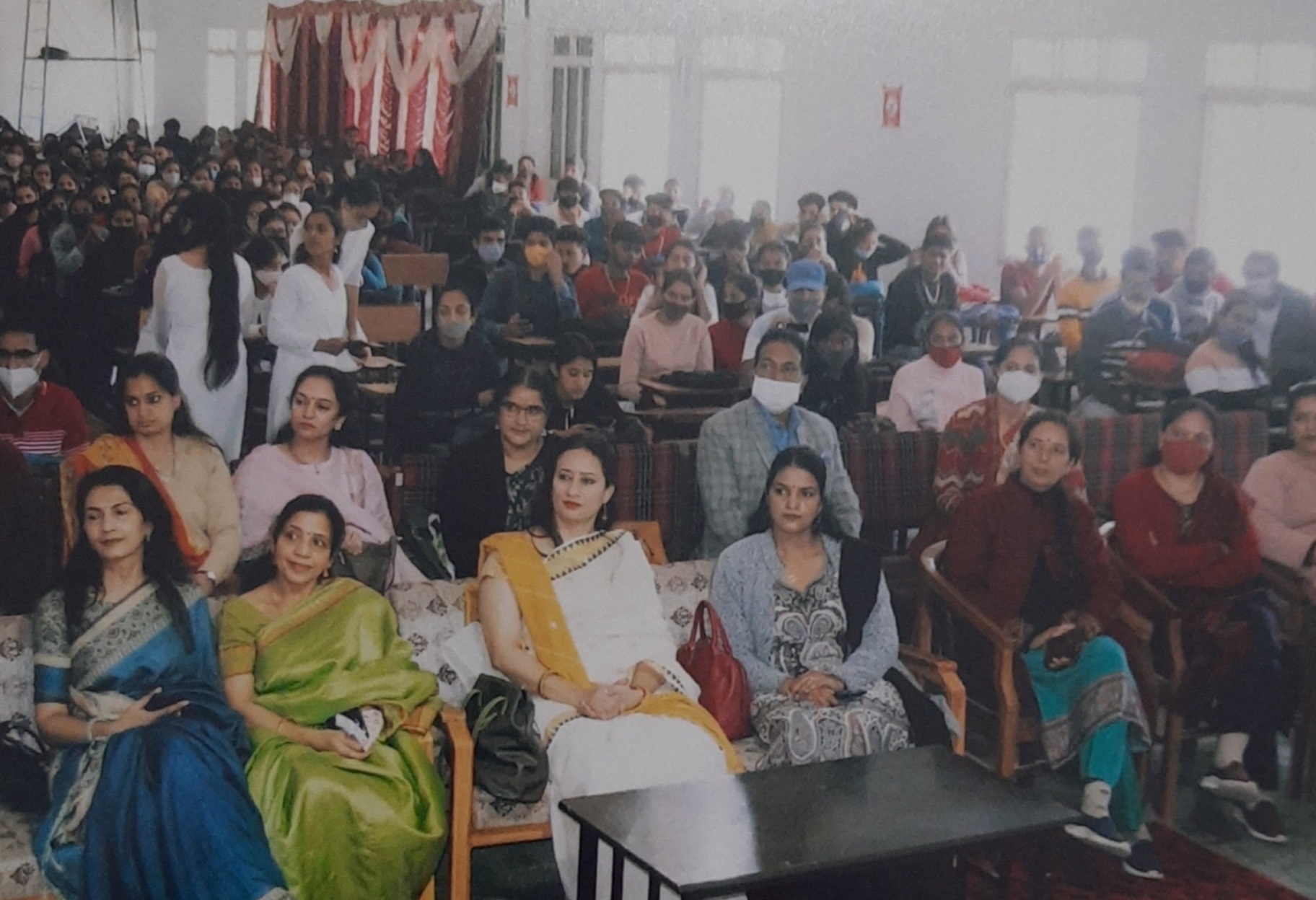 Teachers and students on the occasion of celebration of world science day